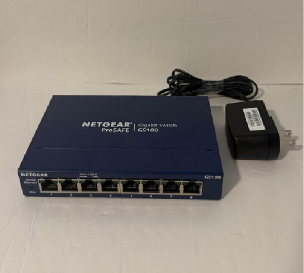 NetGear GS108v4 ProSafe 8-port Gigabit Switch W/power Adapter